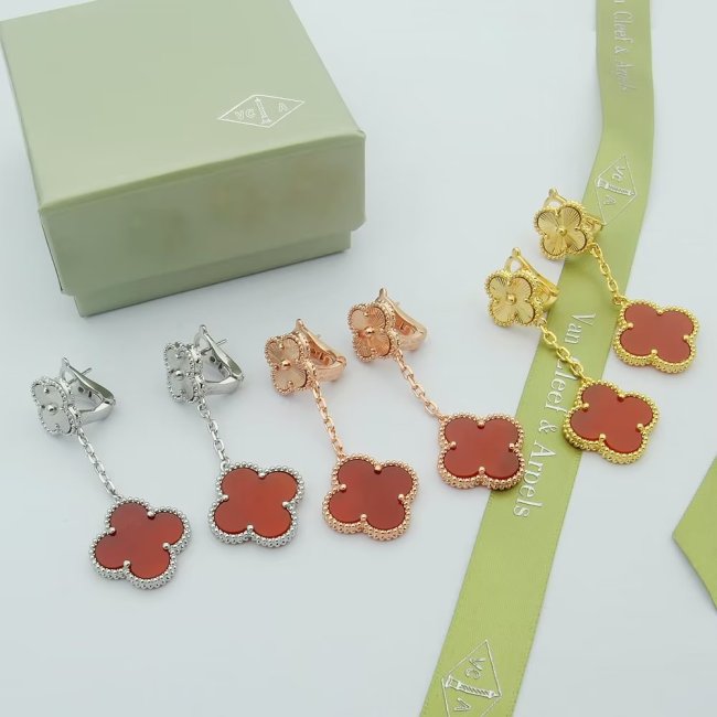 Van Cleef & Arpels Earrings