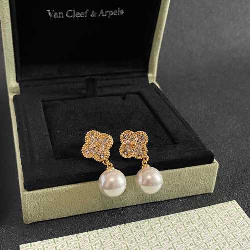 Van Cleef & Arpels Earrings