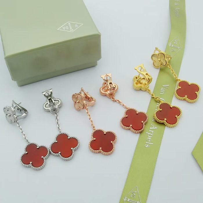 Van Cleef & Arpels Earrings