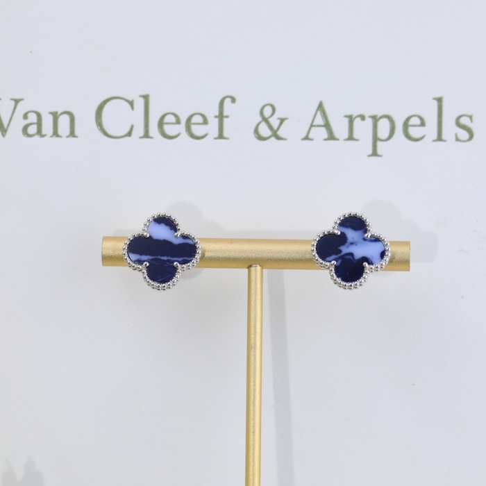 Van Cleef & Arpels Earrings