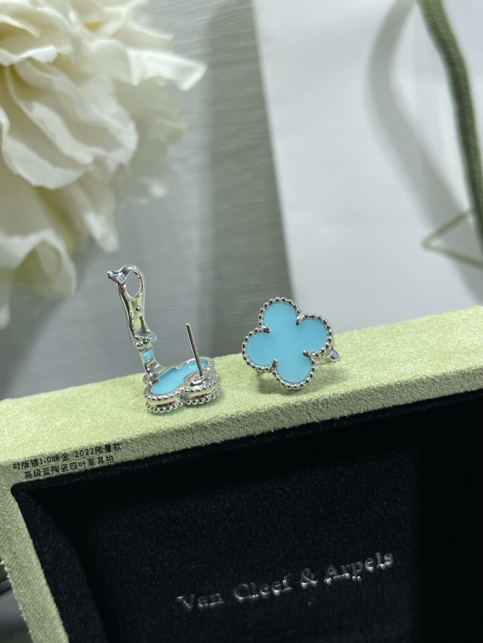 Van Cleef & Arpels Earrings