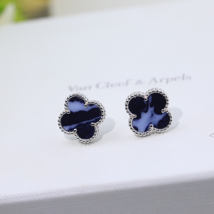 Van Cleef & Arpels Earrings