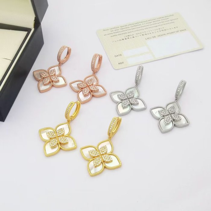 Van Cleef & Arpels Earrings