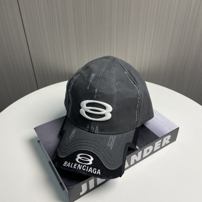 Balenciaga Baseball Cap