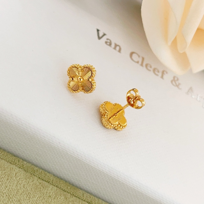 Van Cleef & Arpels Earrings