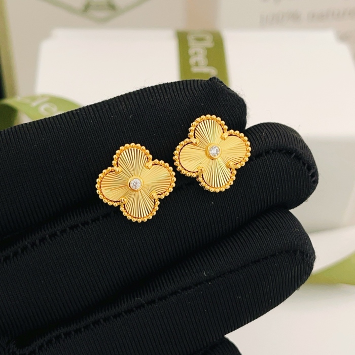 Van Cleef & Arpels Earrings