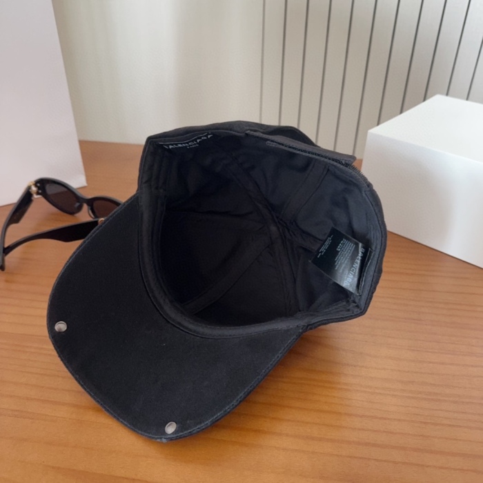 Balenciaga Baseball Cap