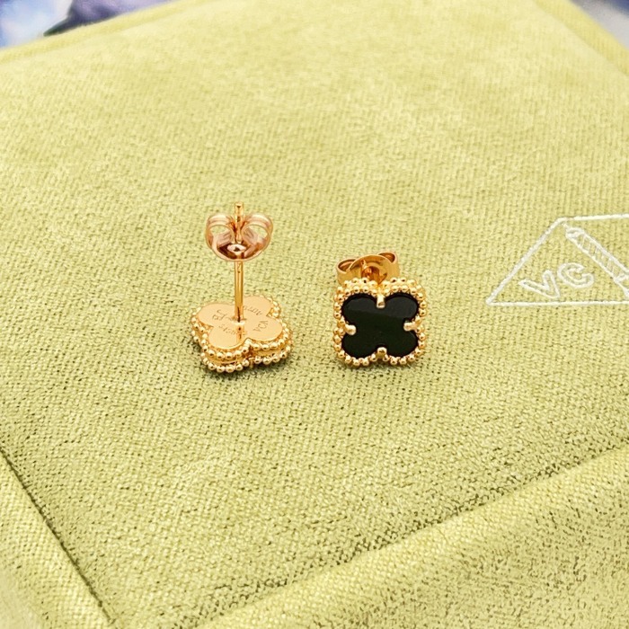 Van Cleef & Arpels Earrings