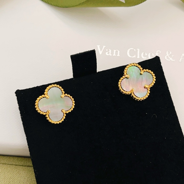 Van Cleef & Arpels Earrings