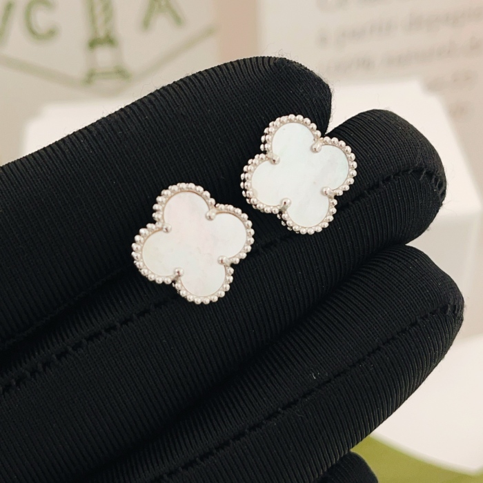 Van Cleef & Arpels Earrings