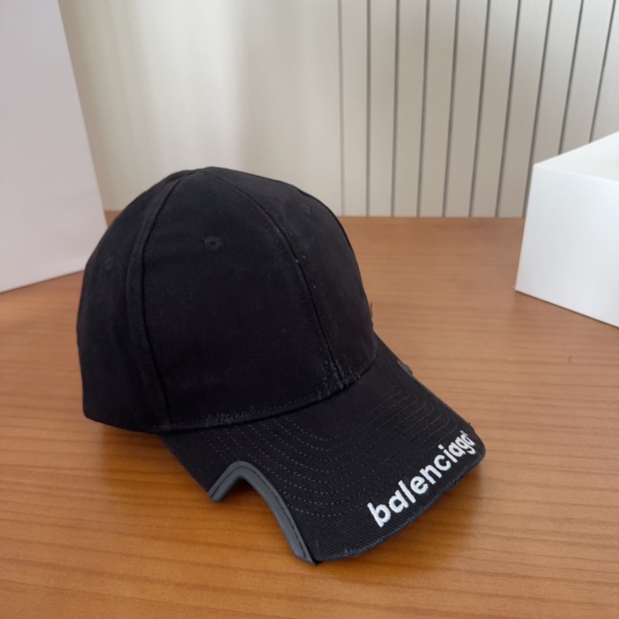 Balenciaga Baseball Cap