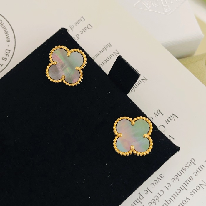 Van Cleef & Arpels Earrings