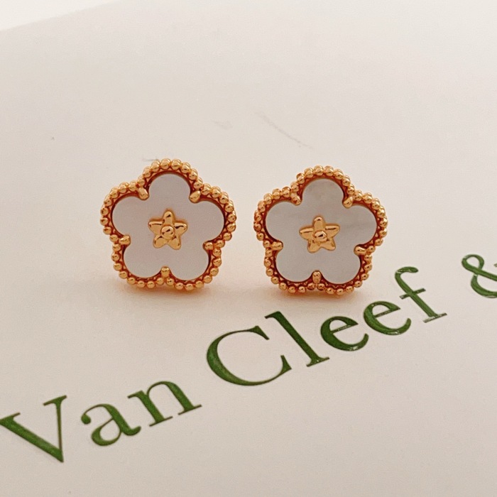 Van Cleef & Arpels Earrings