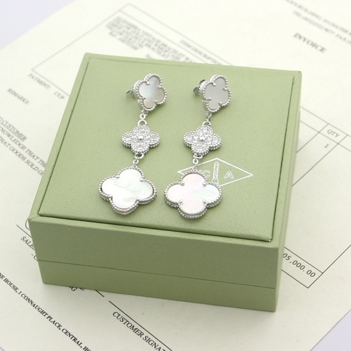 Van Cleef & Arpels Earrings