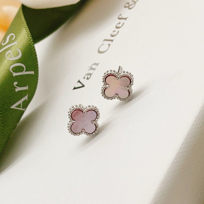 Van Cleef & Arpels Earrings