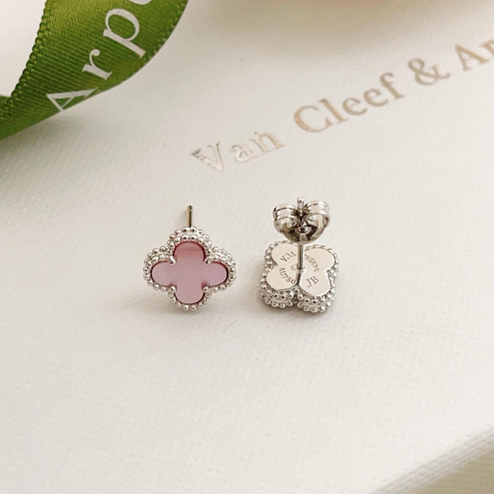 Van Cleef & Arpels Earrings