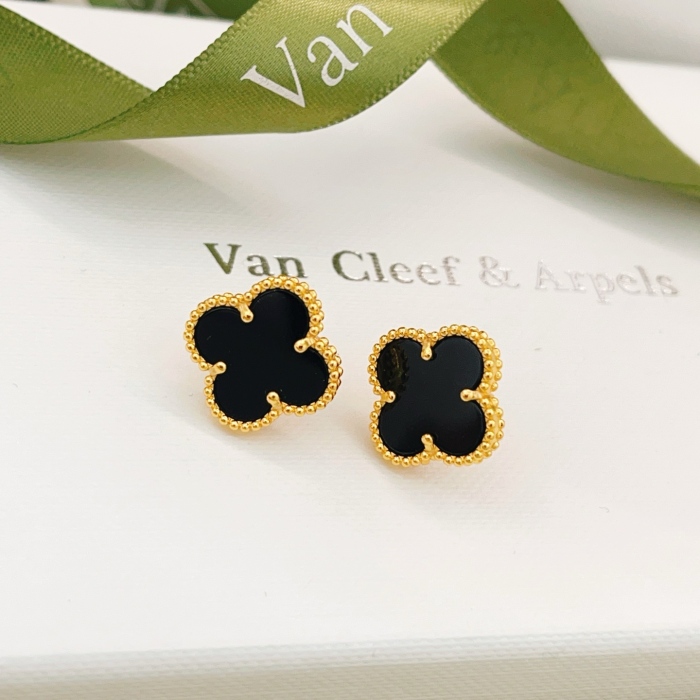 Van Cleef & Arpels Earrings
