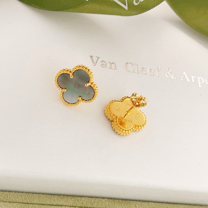 Van Cleef & Arpels Earrings