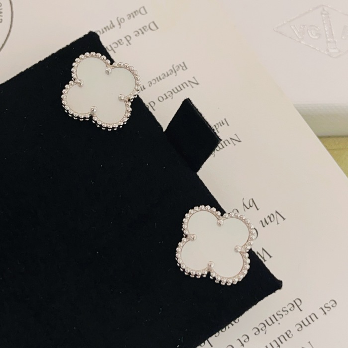 Van Cleef & Arpels Earrings