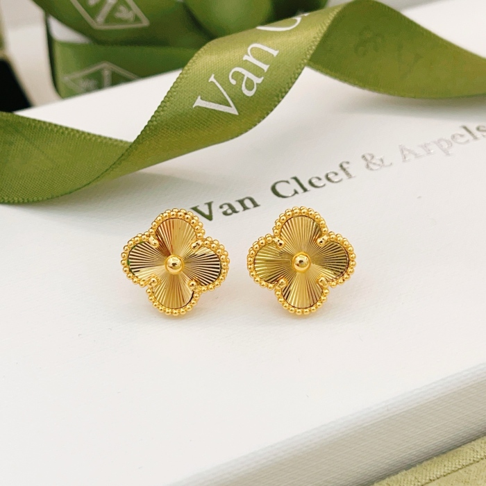 Van Cleef & Arpels Earrings