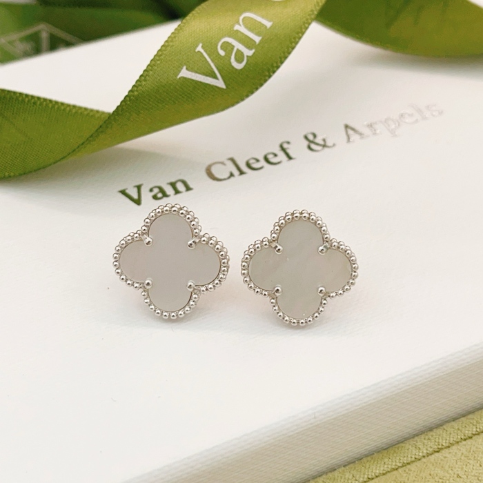 Van Cleef & Arpels Earrings