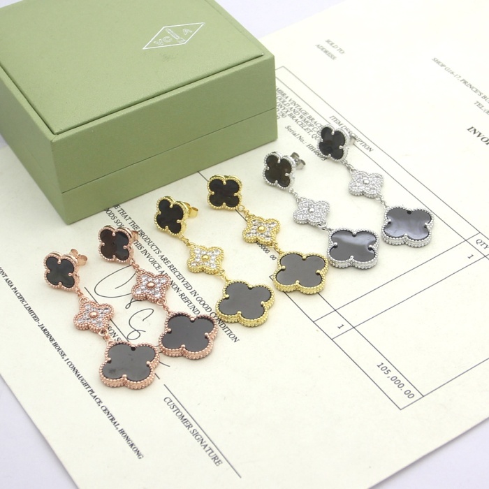 Van Cleef & Arpels Earrings