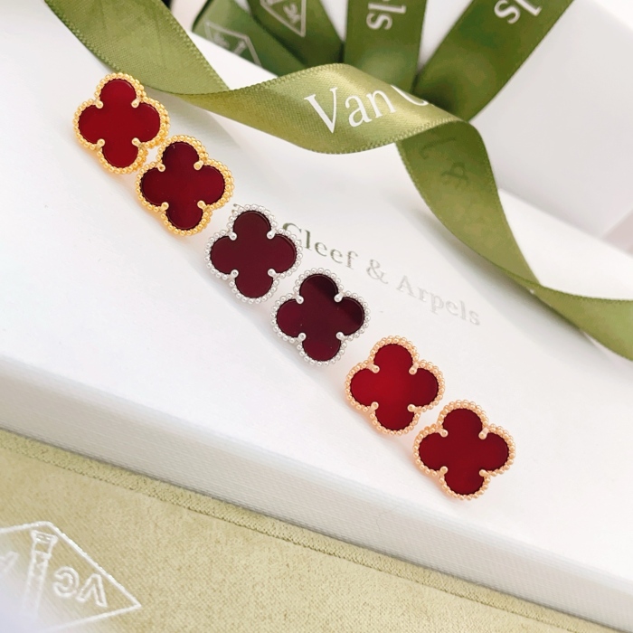 Van Cleef & Arpels Earrings
