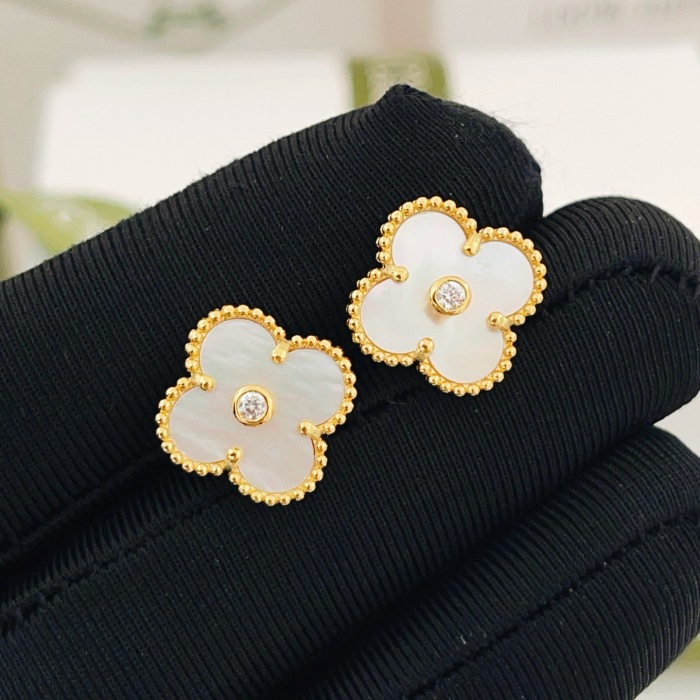 Van Cleef & Arpels Earrings
