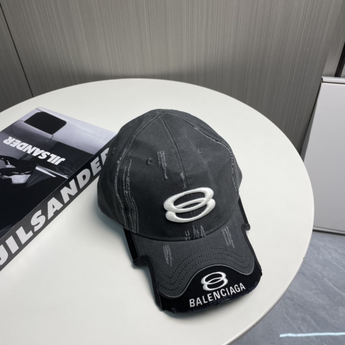 Balenciaga Baseball Cap