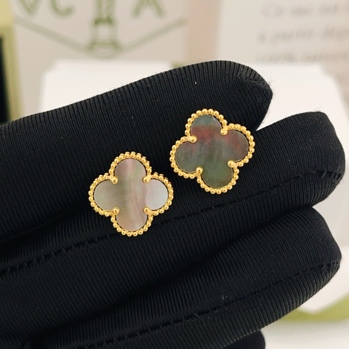 Van Cleef & Arpels Earrings