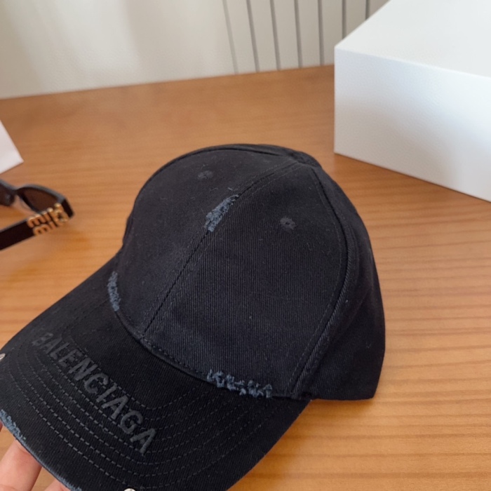 Balenciaga Baseball Cap