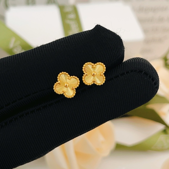Van Cleef & Arpels Earrings