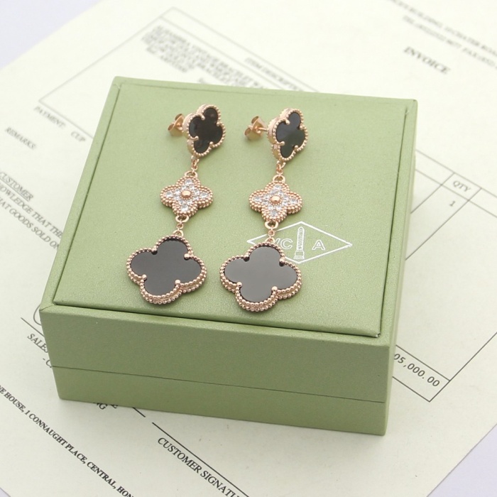 Van Cleef & Arpels Earrings