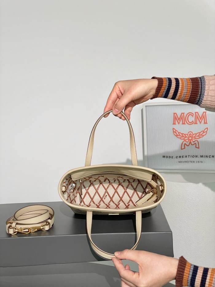 MCM Aren Visetos Mini Shoulder Bags Size 19*9.5*18.5cm