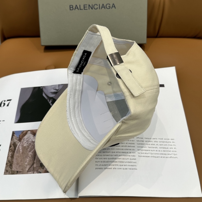 Balenciaga Baseball Cap