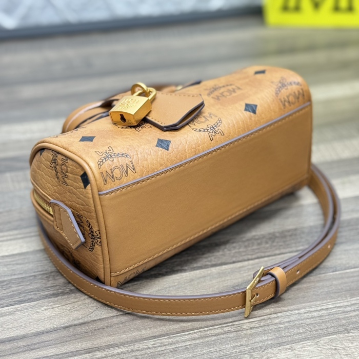 MCM Ella Visetos Mini Shoulder Bags Size 18*9*9.5cm