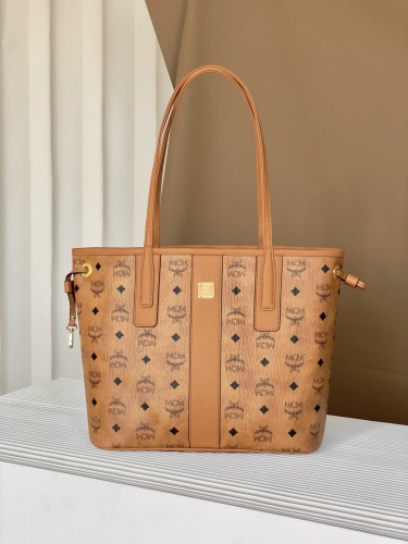 MCM Liz Visetos Shoulder Bags Size 29*14*25cm