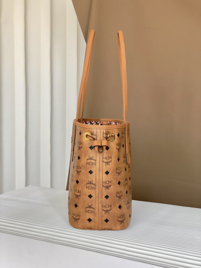 MCM Liz Visetos Shoulder Bags Size 29*14*25cm