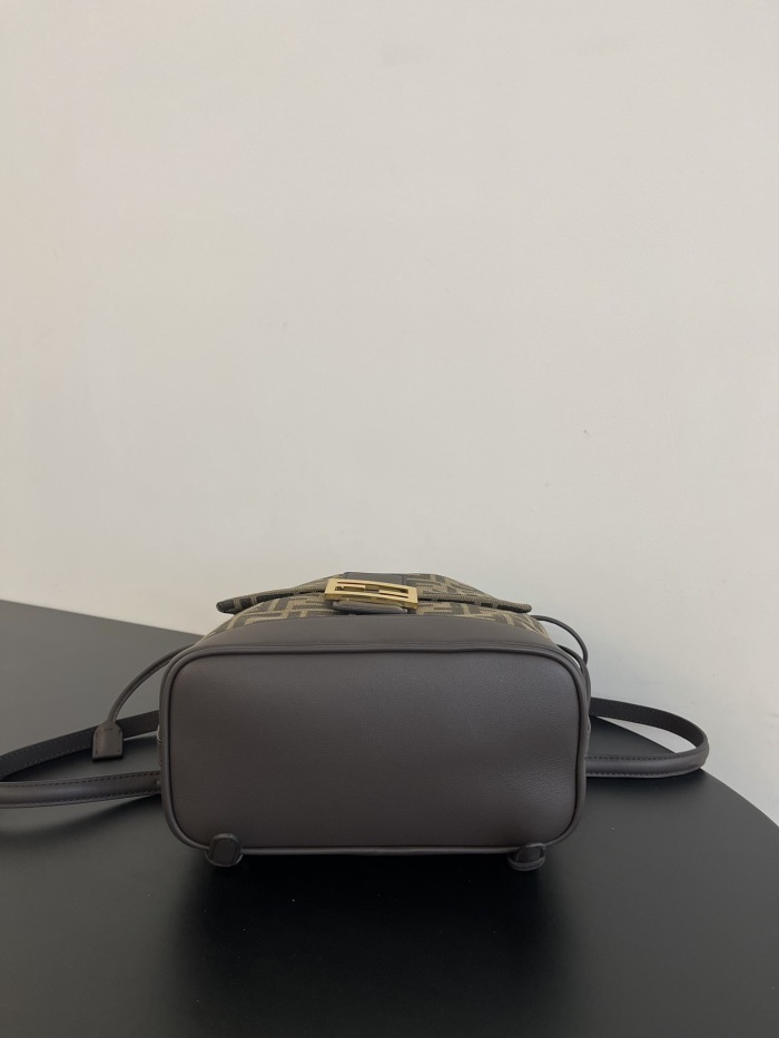 Fendi 2026ss Backpack Bags Size 23*12*26