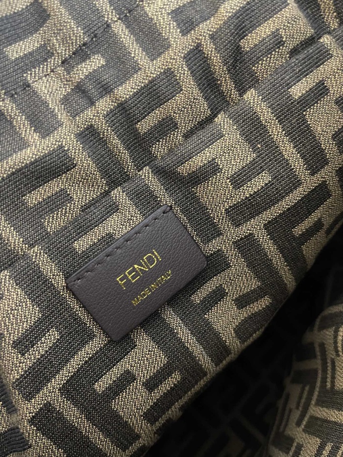 Fendi 2026ss Backpack Bags Size 23*12*26