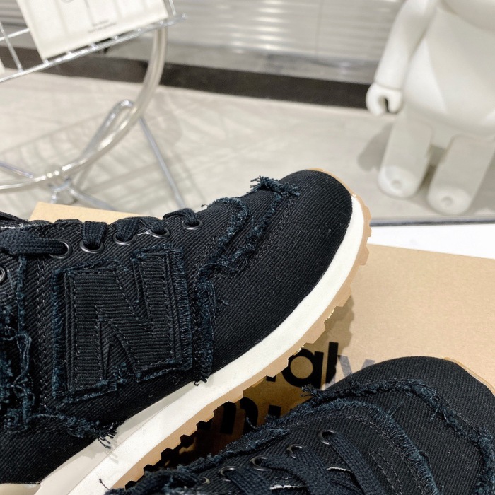 MiuMiu x New Balance Sneaker Size 35-41