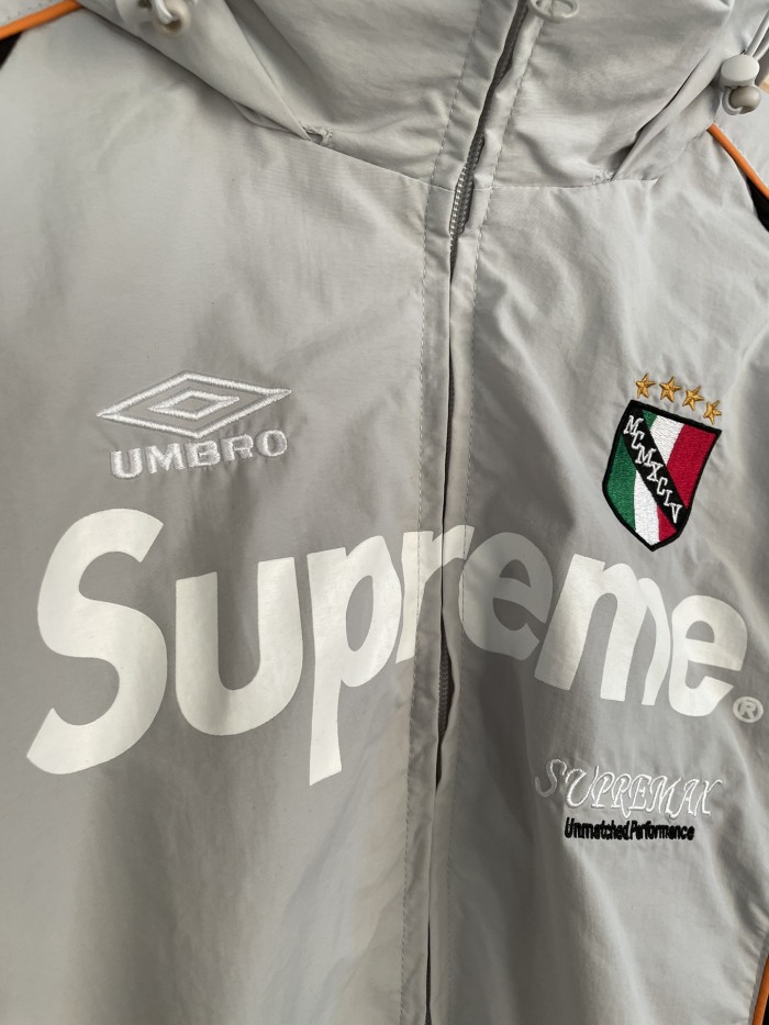 Supreme 26FW GORE-TEX Shell Jacket Size S-XL