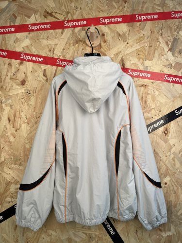 Supreme 26FW GORE-TEX Shell Jacket Size S-XL