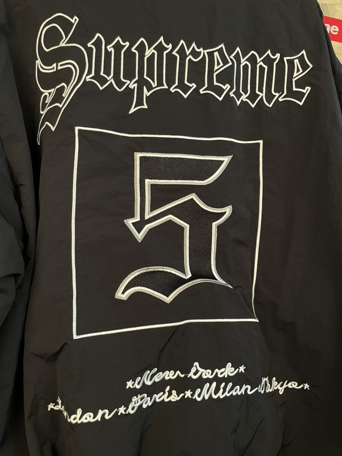 Supreme 26FW GORE-TEX Shell Jacket Size S-XL