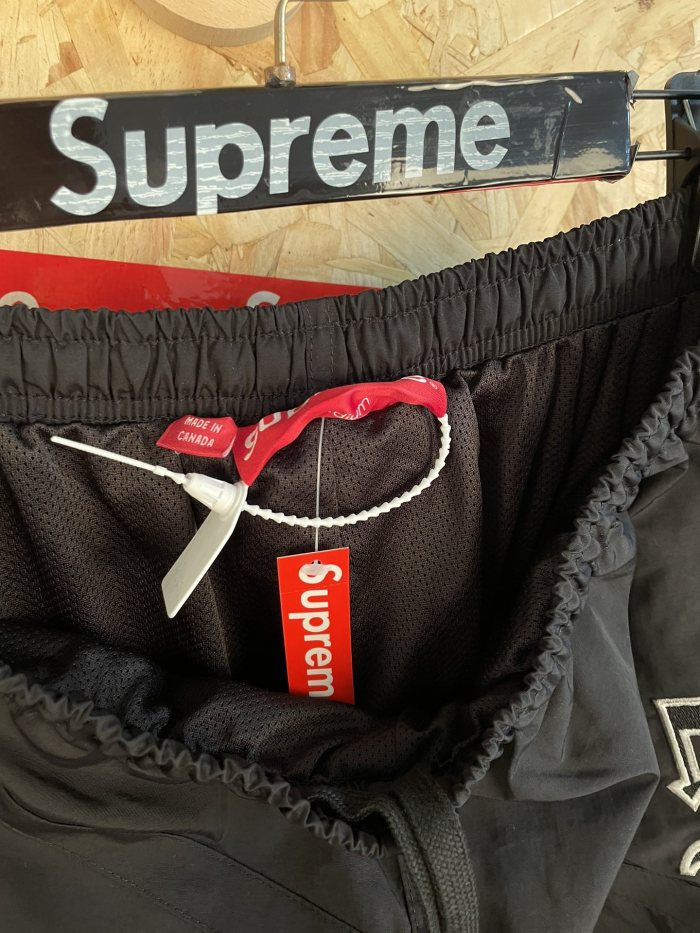 Supreme 26FW GORE-TEX Shell Pants Size S-XL
