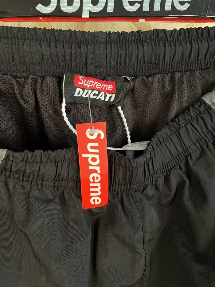 Supreme 26FW GORE-TEX Shell Pants Size S-XL