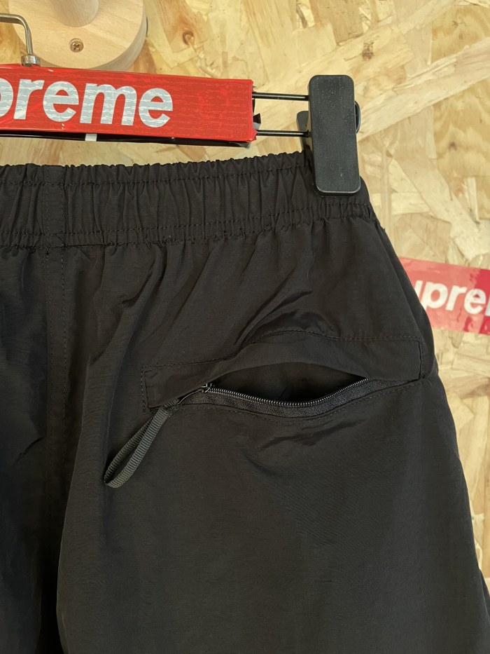 Supreme 26FW GORE-TEX Shell Pants Size S-XL