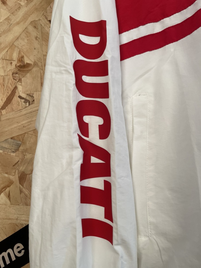 Supreme 26FW GORE-TEX Shell Jacket Size S-XL