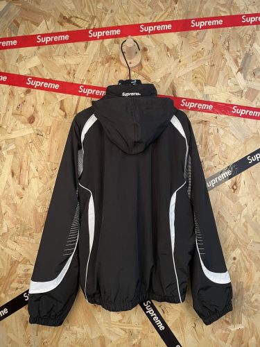 Supreme 26FW GORE-TEX Shell Jacket Size S-XL