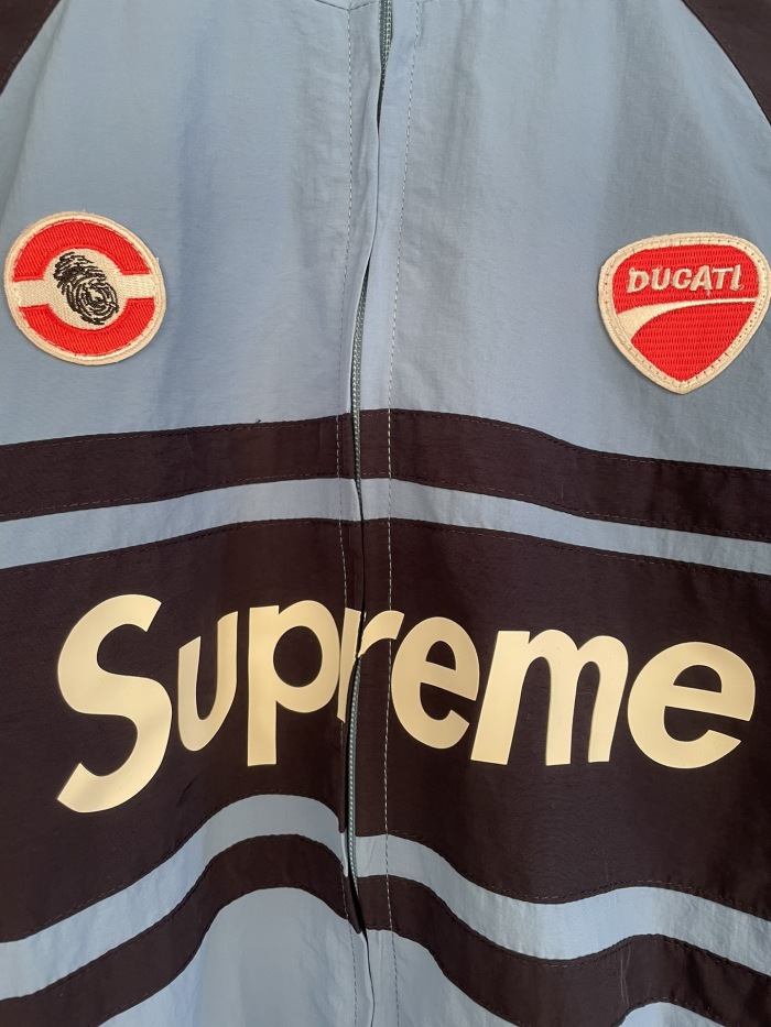 Supreme 26FW GORE-TEX Shell Jacket Size S-XL
